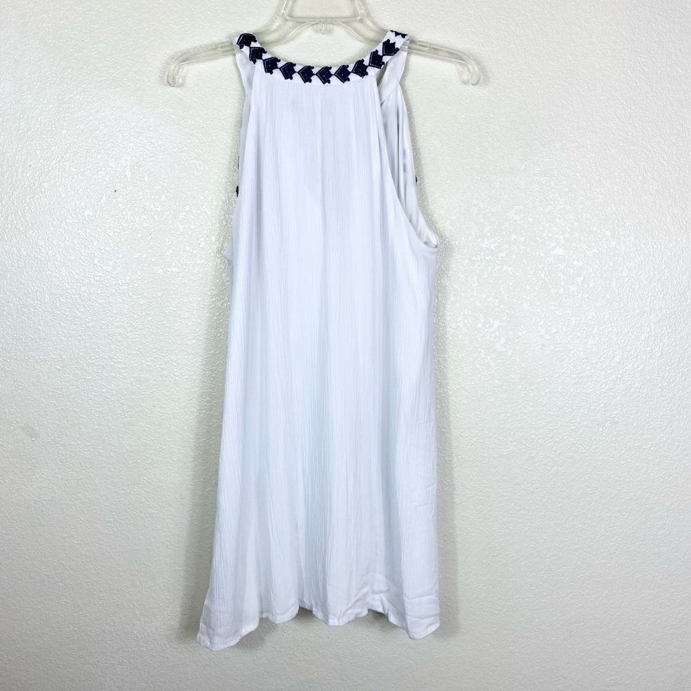 Top Stitch White & Navy Crinkled Embroidered Mini Dress - Picture 2 of 5